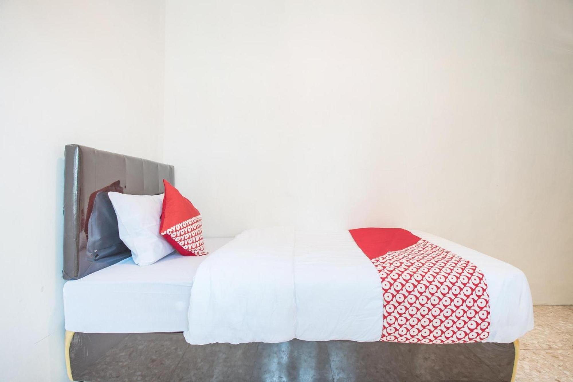 Capital O 332 Residence G17 Kemang Jakarta Extérieur photo