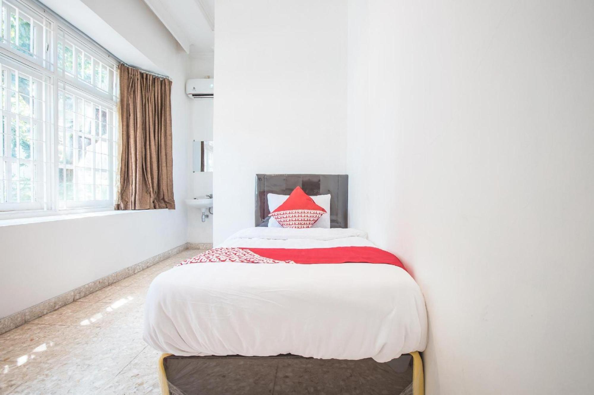 Capital O 332 Residence G17 Kemang Jakarta Extérieur photo
