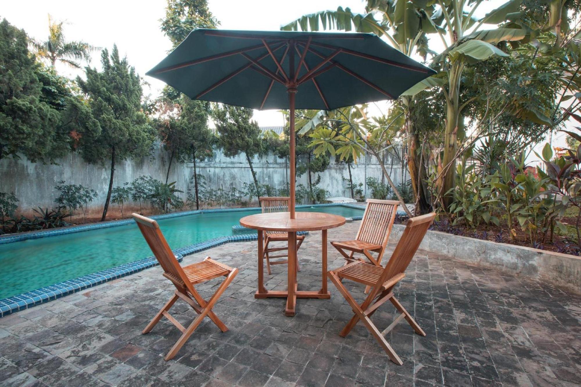 Capital O 332 Residence G17 Kemang Jakarta Extérieur photo